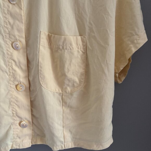 Buttercream Silk Cropped Button Down Shirt - Picture 3 of 8